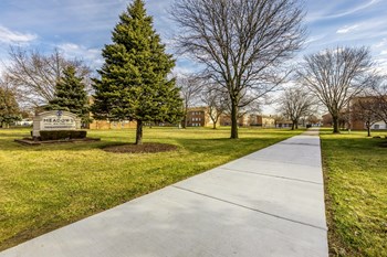 25108 Hoover Rd. Studio-2 Beds Apartment for Rent - Photo Gallery 5