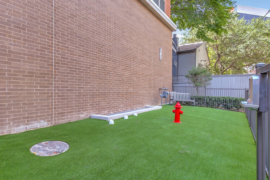 dog friendly uptown dallas apartments