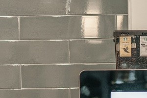 Community Kitchen Beverage Bar at Vintage at The Avenue Apartments in Murfeesboro, Tennessee