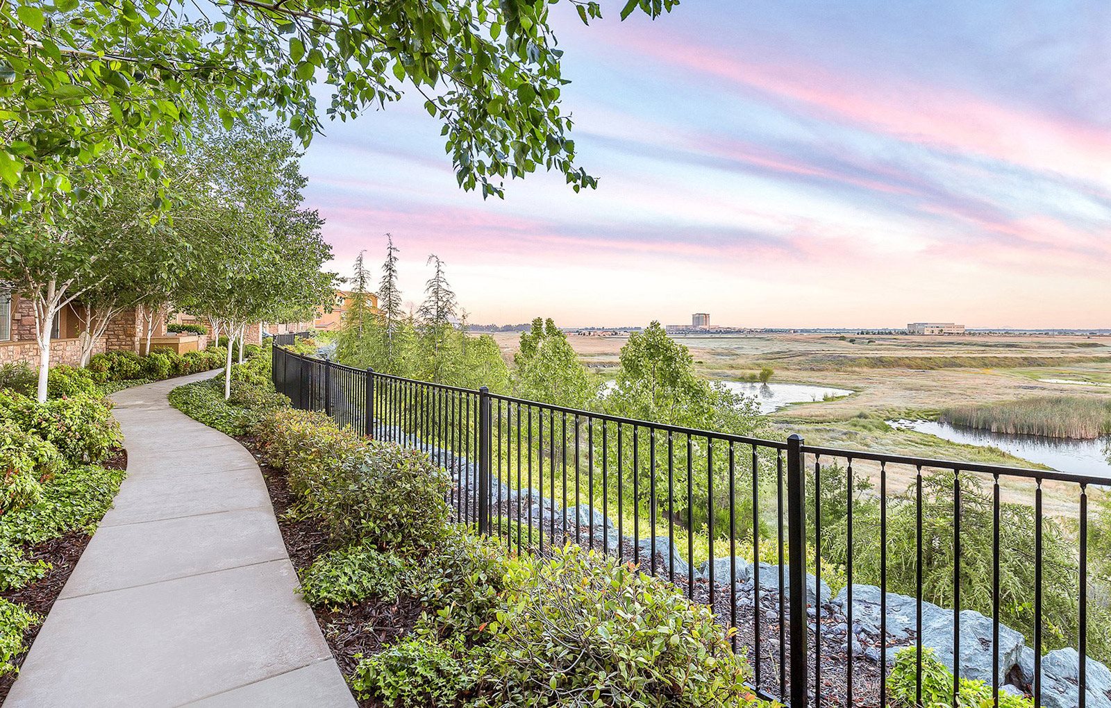 Montessa at Whitney Ranch apartments in Rocklin, CA