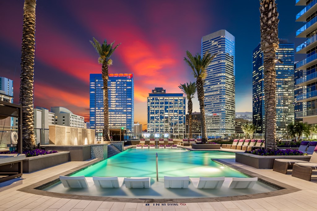 the pool at the ace hotel downtown