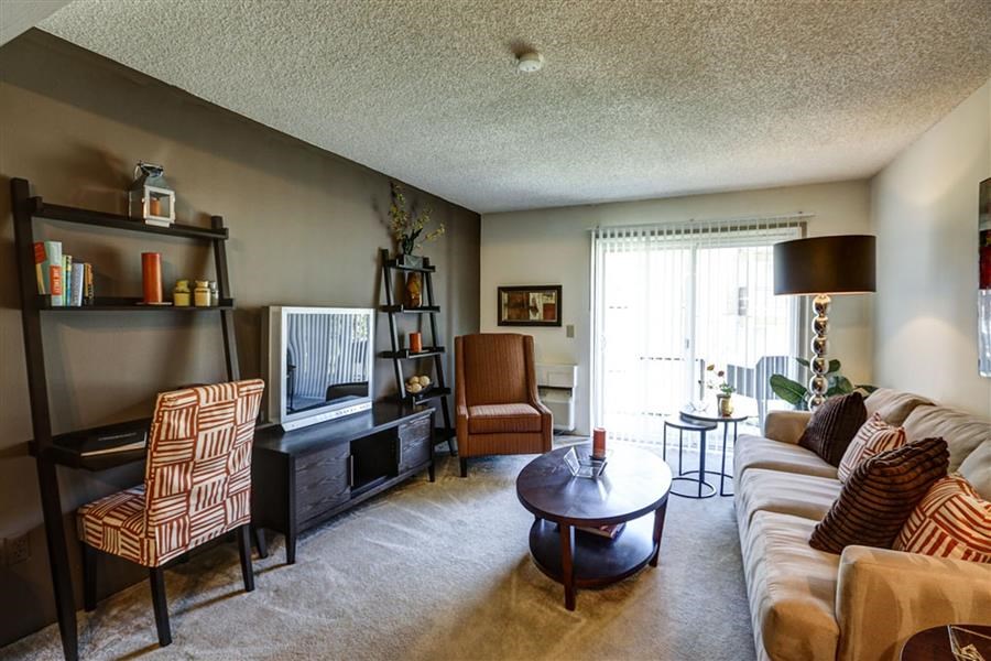 at The Falls, Mission, 66202