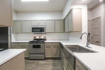 Ashford Lakes Apartments 1200 S Dairy Ashford Rd Houston Tx Rentcafe Ashford Lakes Apartments 1200 S Dairy Ashford Rd Houston Tx Rentcafe