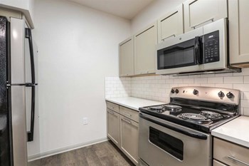 Ashford Lakes Apartments 1200 S Dairy Ashford Rd Houston Tx Rentcafe Ashford Lakes Apartments 1200 S Dairy Ashford Rd Houston Tx Rentcafe