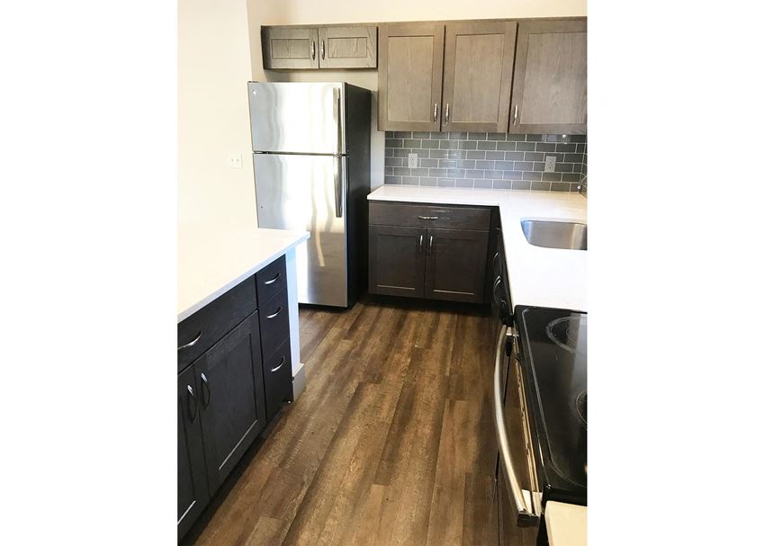 3240-3250 Whitfield Avenue 1-2 Beds Apartment for Rent - Photo Gallery