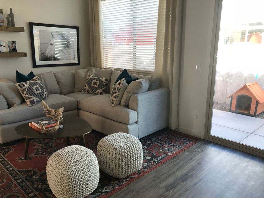 Living Room at Avilla Camelback in Phoenix Arizona - Photo Gallery 1
