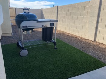 Patio at Avilla Camelback in Phoenix Arizona - Photo Gallery 3