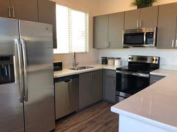 Modern Kitchen at Avilla Camelback Apartments in Phoenix Arizona - Photo Gallery 7