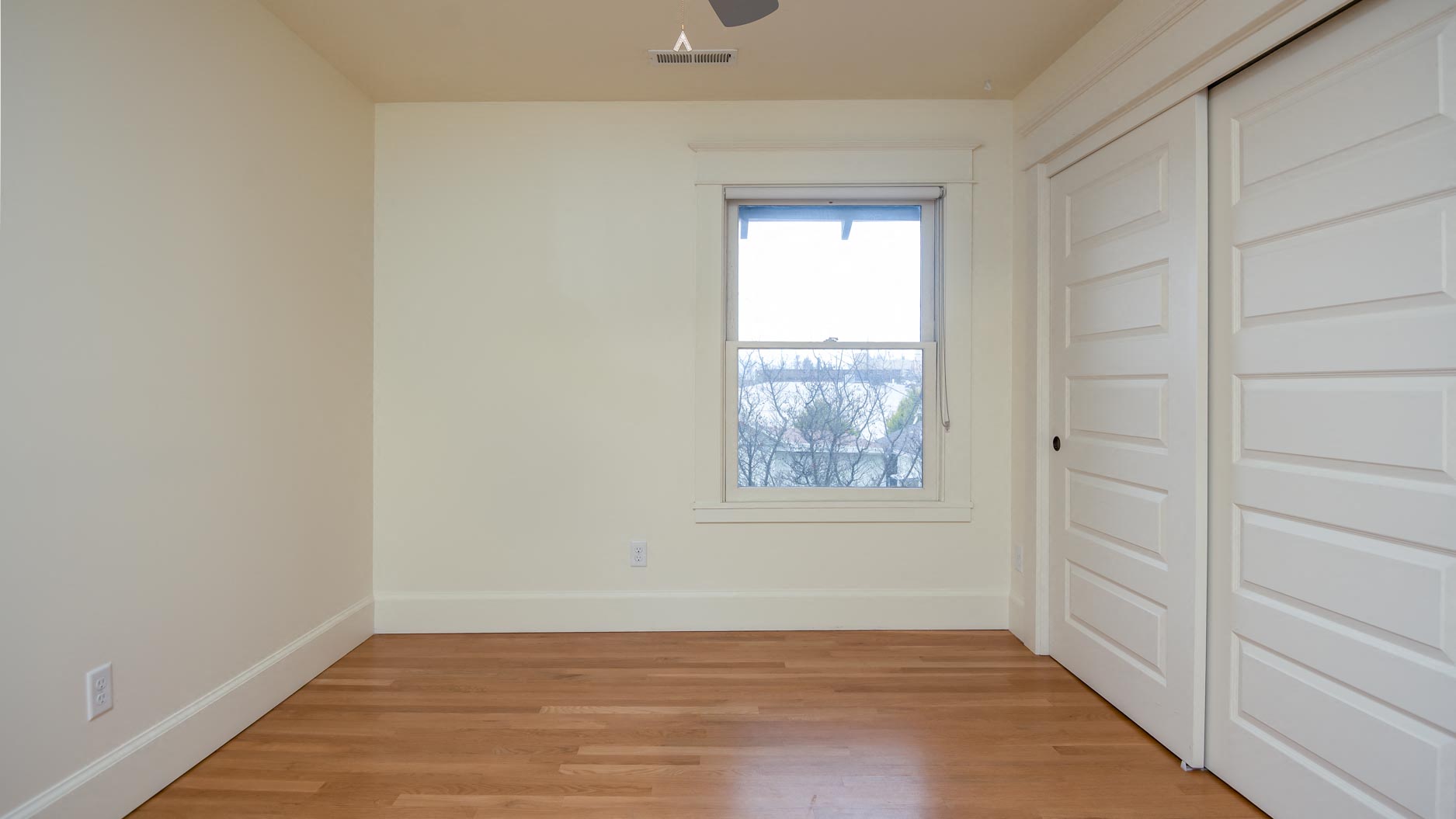 Move the House | Duplex Bedroom