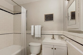 1285 Clarkson Street 1 Bed Apartment for Rent - Photo Gallery 6