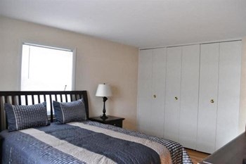 370 Northampton Road Suite E 1-2 Beds Apartment for Rent - Photo Gallery 11