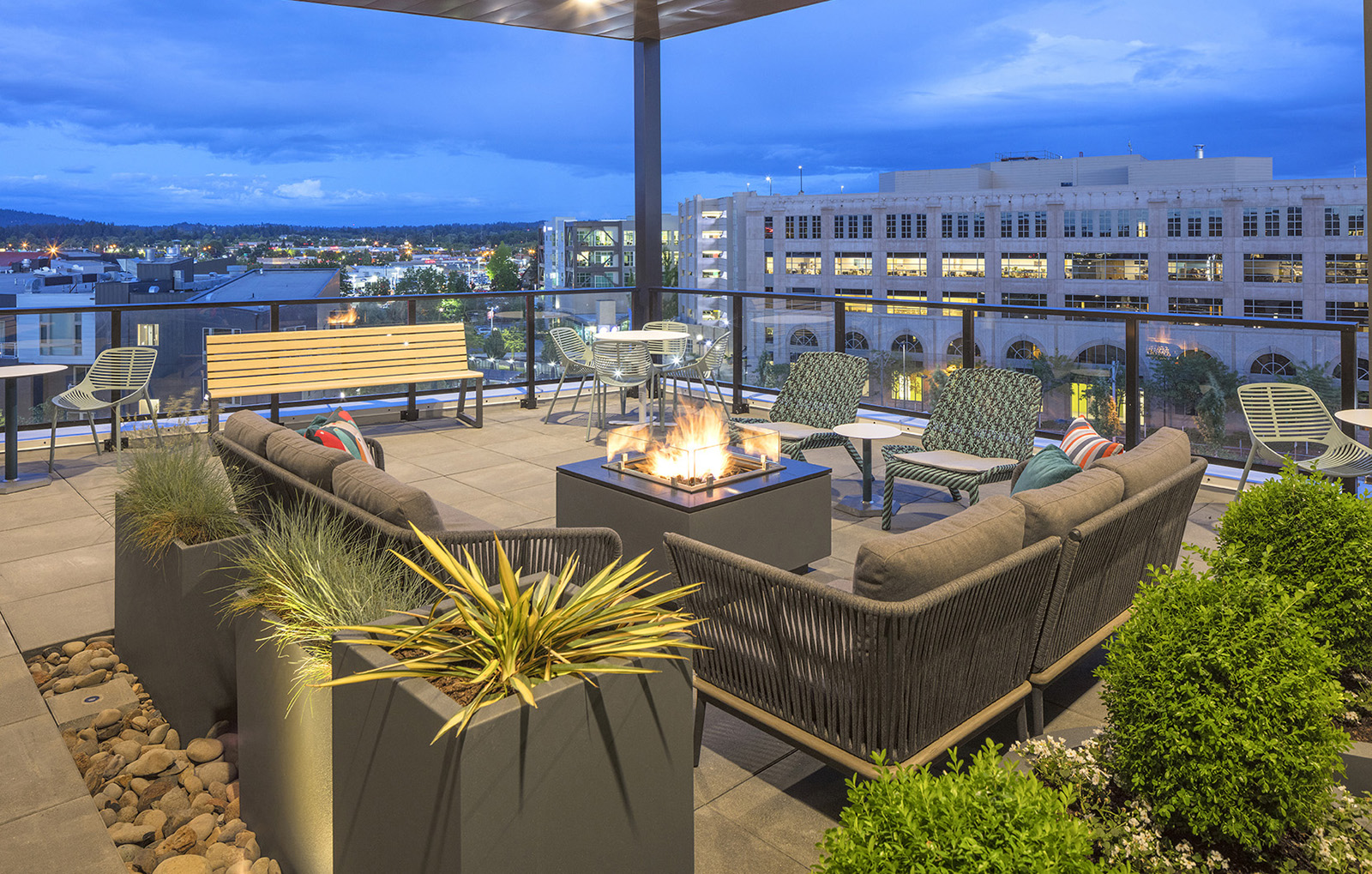 Beaverton Or Apartments The Rise Central