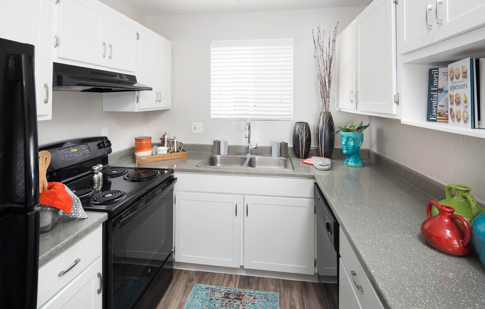 Array South Mountain Apartments in Phoenix, AZ