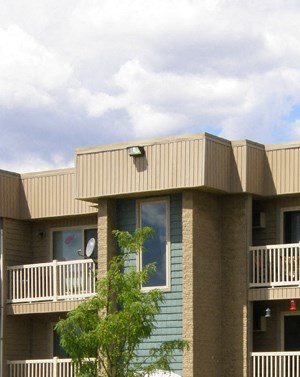 15027 Brookview Dr 1-2 Beds Apartment for Rent - Photo Gallery 2