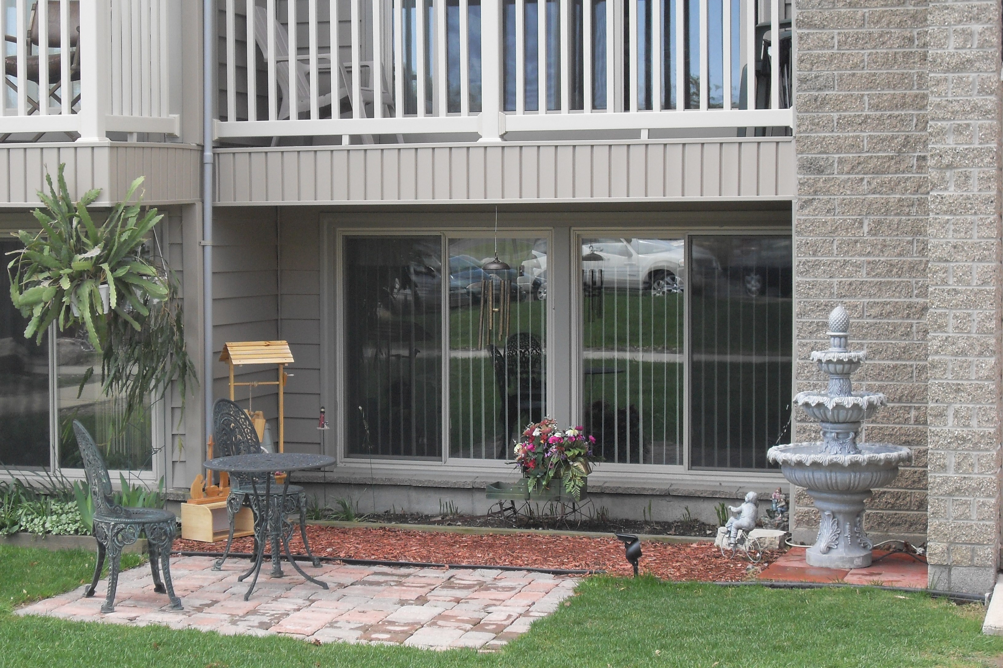 Riverview Crossings Apartments, 15027 Brookview Dr, Riverview, MI