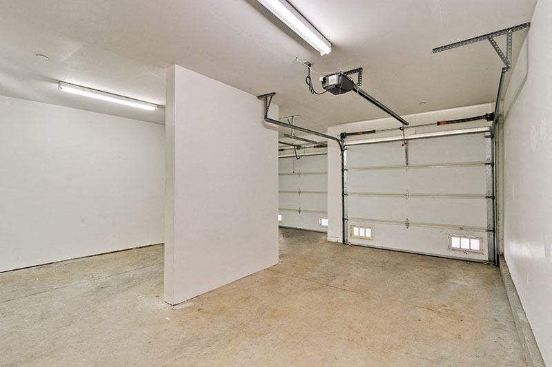 Clay Street Residences | Shared Garage