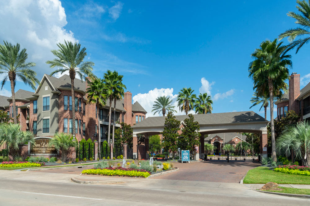 San Paloma Apartments, 1255 Eldridge Parkway, Houston, TX