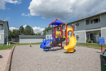 1250 34th Street Studio-3 Beds Apartment, Affordable for Rent - Photo Gallery 2