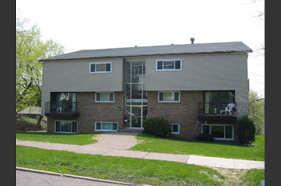 132 W Winona St Duluth One Roof Community Housing