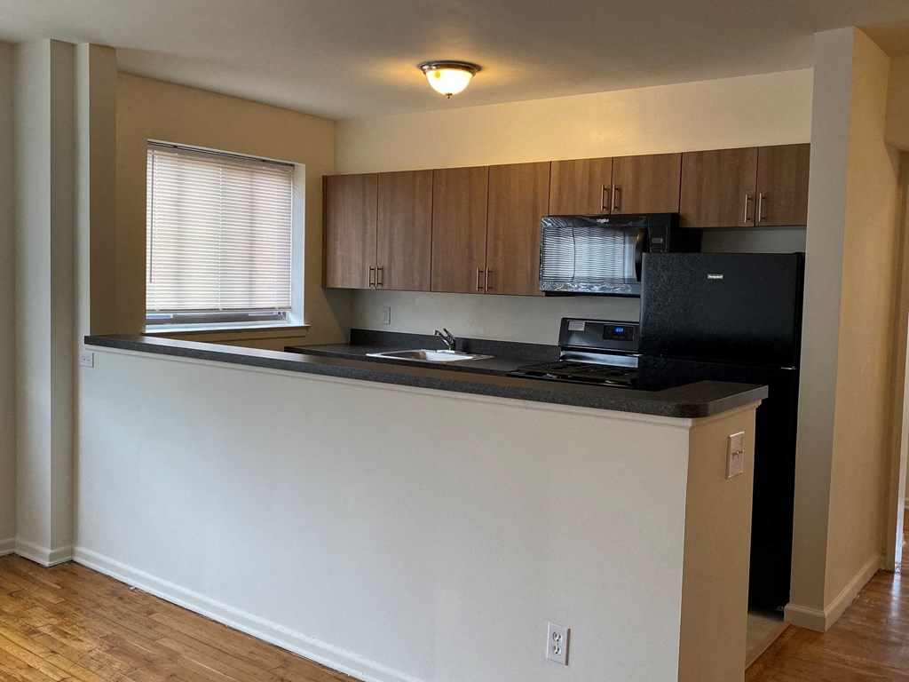 Towne House Apartments