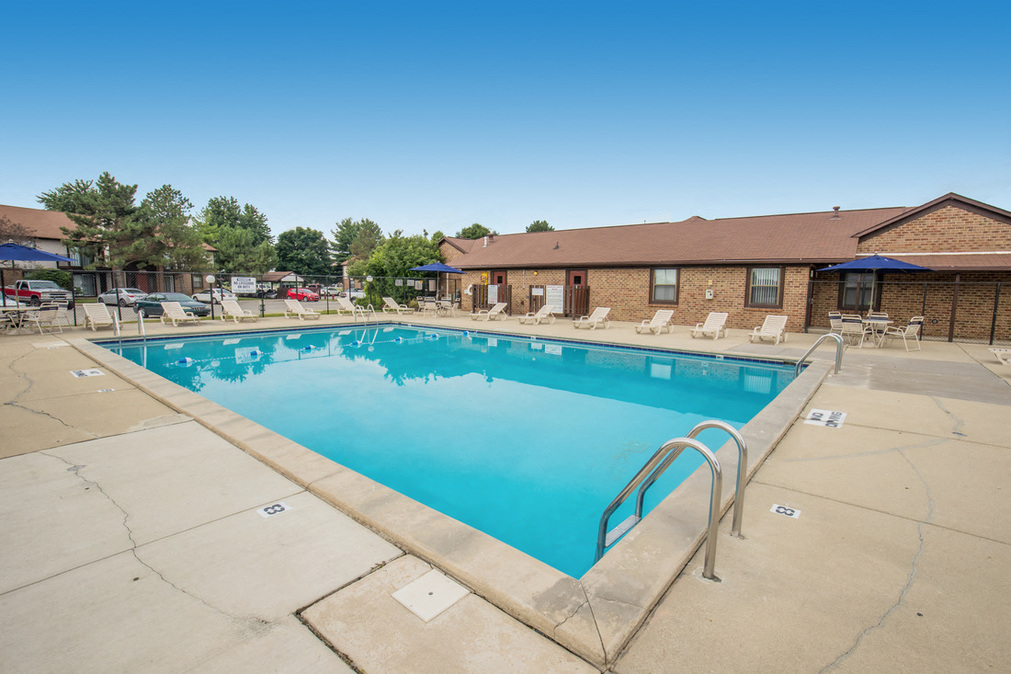 Westbrook Apartments Kokomo Indiana Swimming Pool