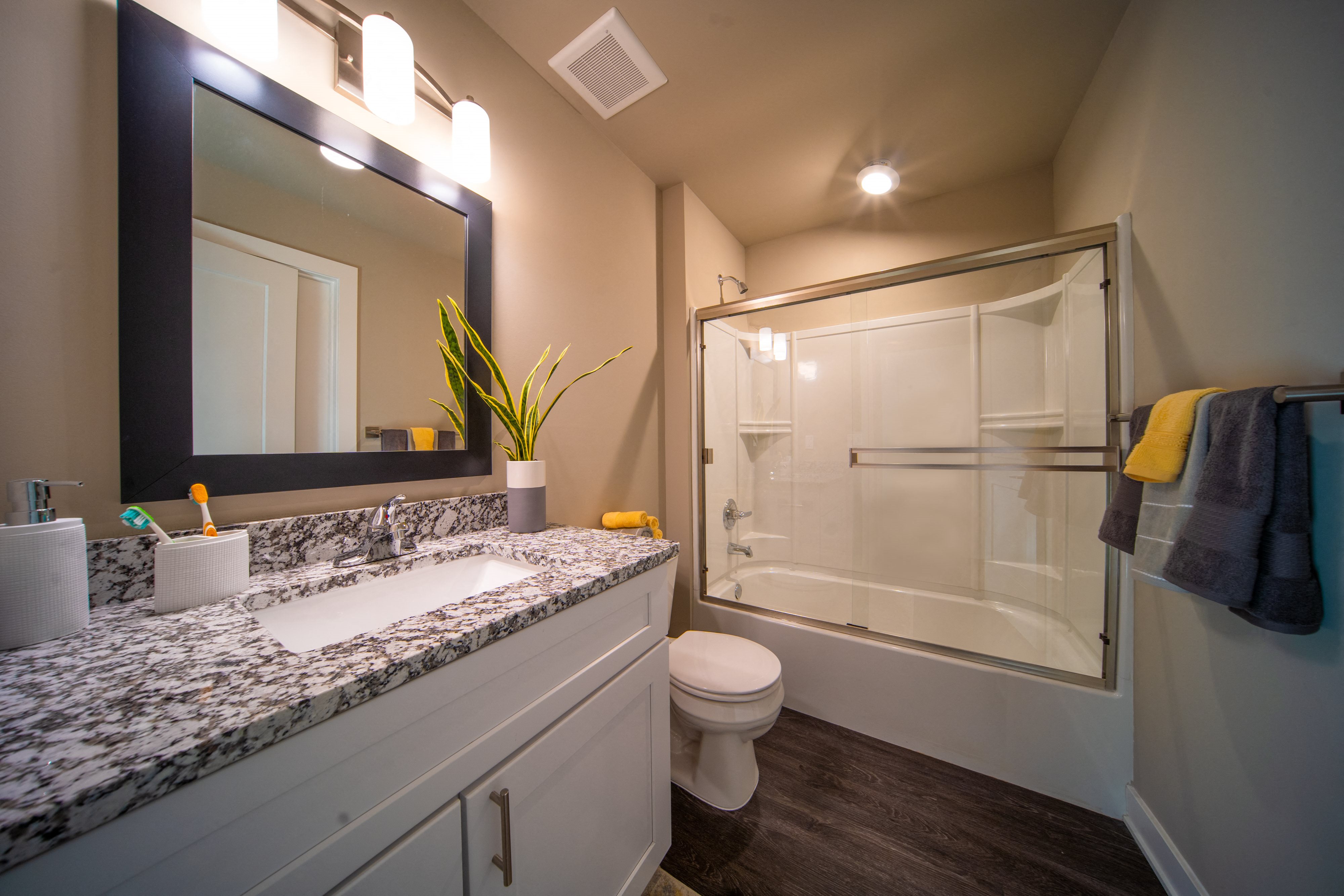 Sterling Landings Apartments Apartments In Sterling Heights Mi