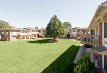 Outdoor Space azalea park apartments durham - Photo Gallery 4
