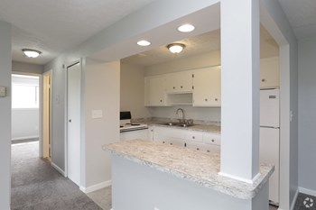 624 Highland Dr. 1-2 Beds Apartment for Rent - Photo Gallery 16