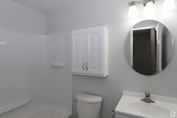 624 Highland Dr. 1-2 Beds Apartment for Rent - Photo Gallery 2