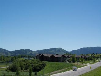 Mountains View at Saddleview Apartment Homes, Montana, 59715