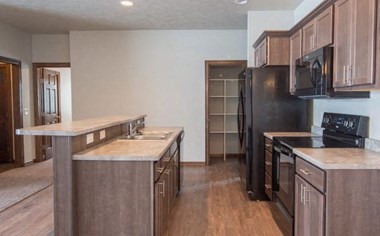 8701 W Annabelle Street 3-4 Beds Apartment for Rent Photo Gallery 1