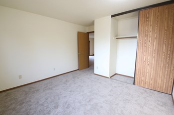 4605 W 39th St 1-2 Beds Apartment for Rent - Photo Gallery 6
