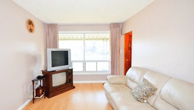 123 Fennell Avenue East 3 Beds Apartment for Rent - Photo Gallery 1