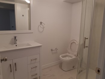 123 Fennell Avenue East 3 Beds Apartment for Rent - Photo Gallery 4