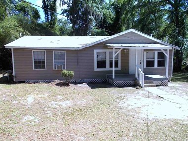 141 Bermuda Road 3 Beds Apartment for Rent