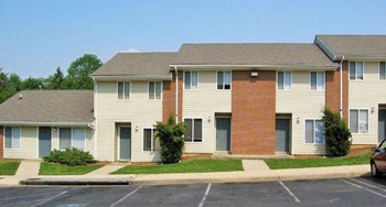 102 Baylor Street 2-4 Beds Apartment, Townhouse, Affordable for Rent - Photo Gallery 3