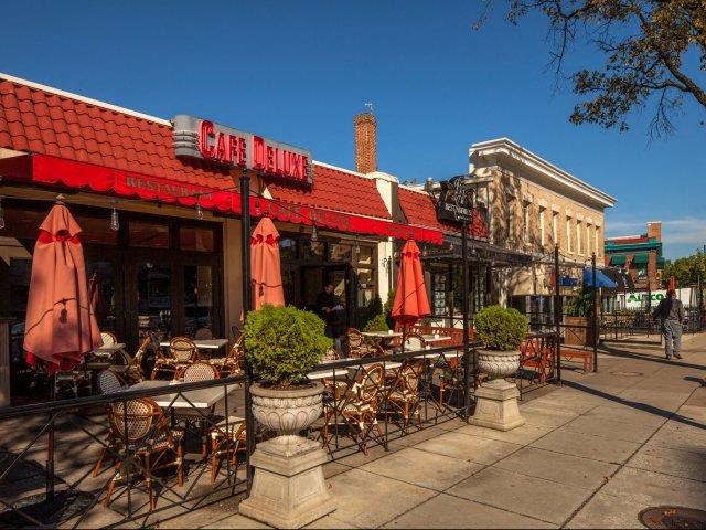 Washington D.C. Neighbohood Surrounding Macomb Gardens Apartments