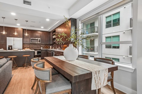300 S. Monroe Street 2 Beds Apartment for Rent