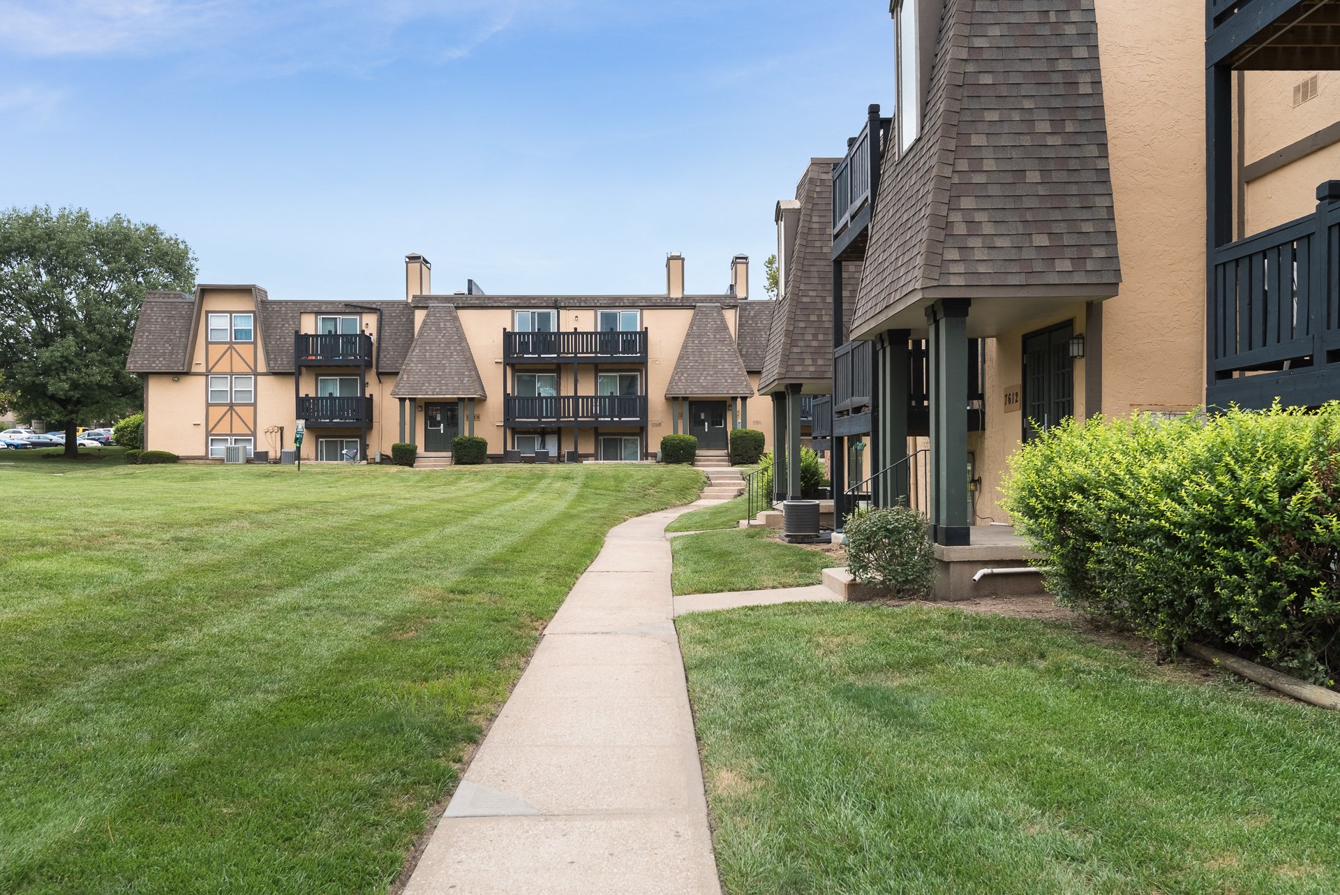 Arbor Square Apartments, 7613 Flint Street, Shawnee Mission, KS RentCafe