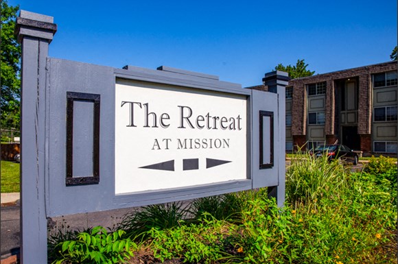 The Retreat at Mission Apartments, 6200 W 51st Street, Mission, KS