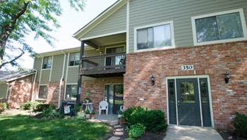 200 E Wilson #2 1-3 Beds Apartment for Rent - Photo Gallery 2