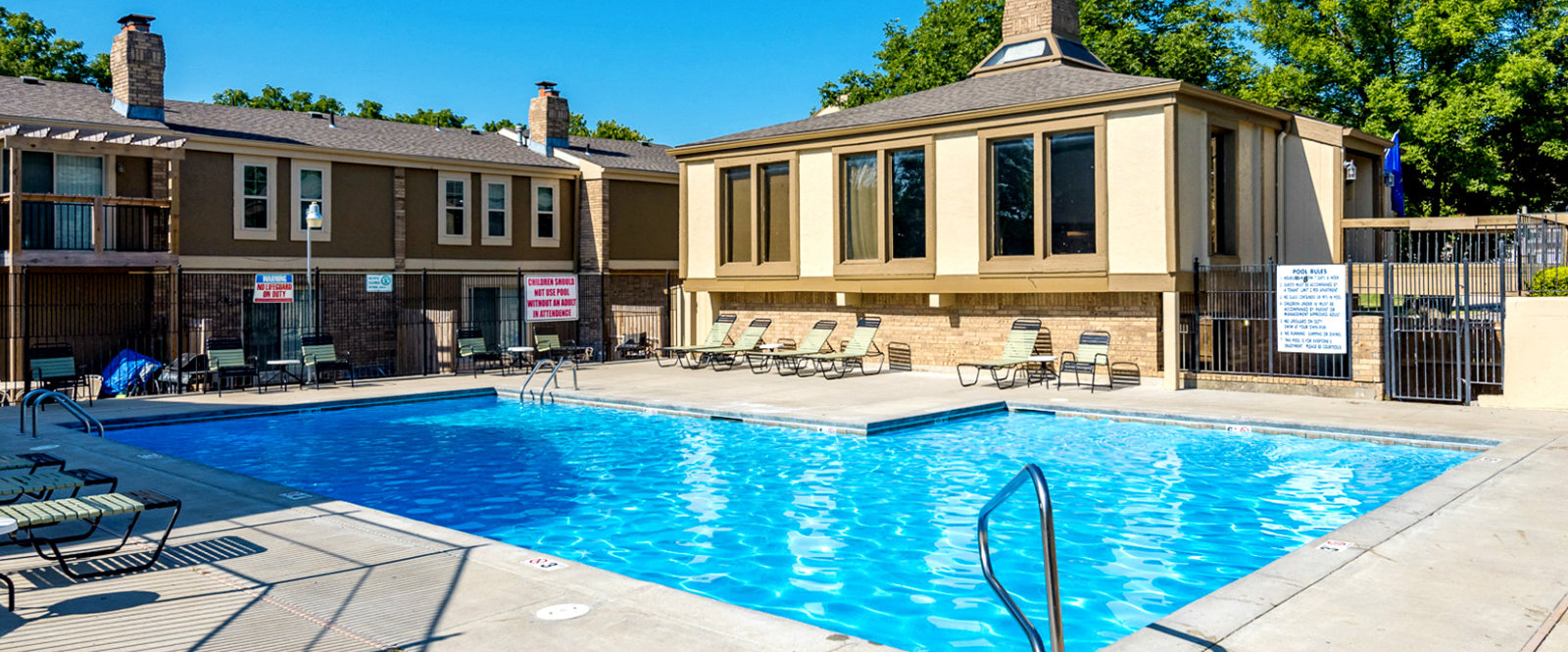 Willow Crossing Apartments in Olathe, KS