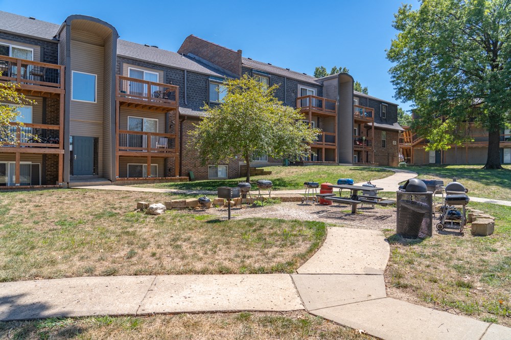 our apartments have a spacious courtyard with a picnic table and chairs