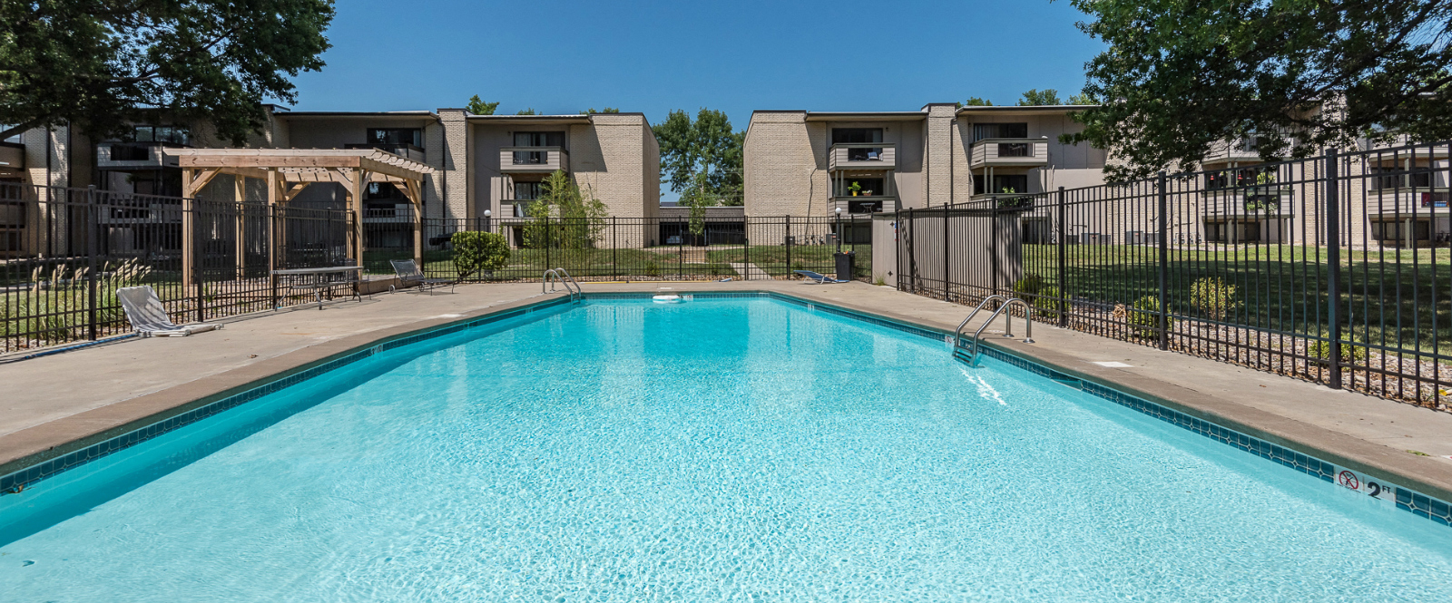 Park Lane Apartments in Lee's Summit, MO