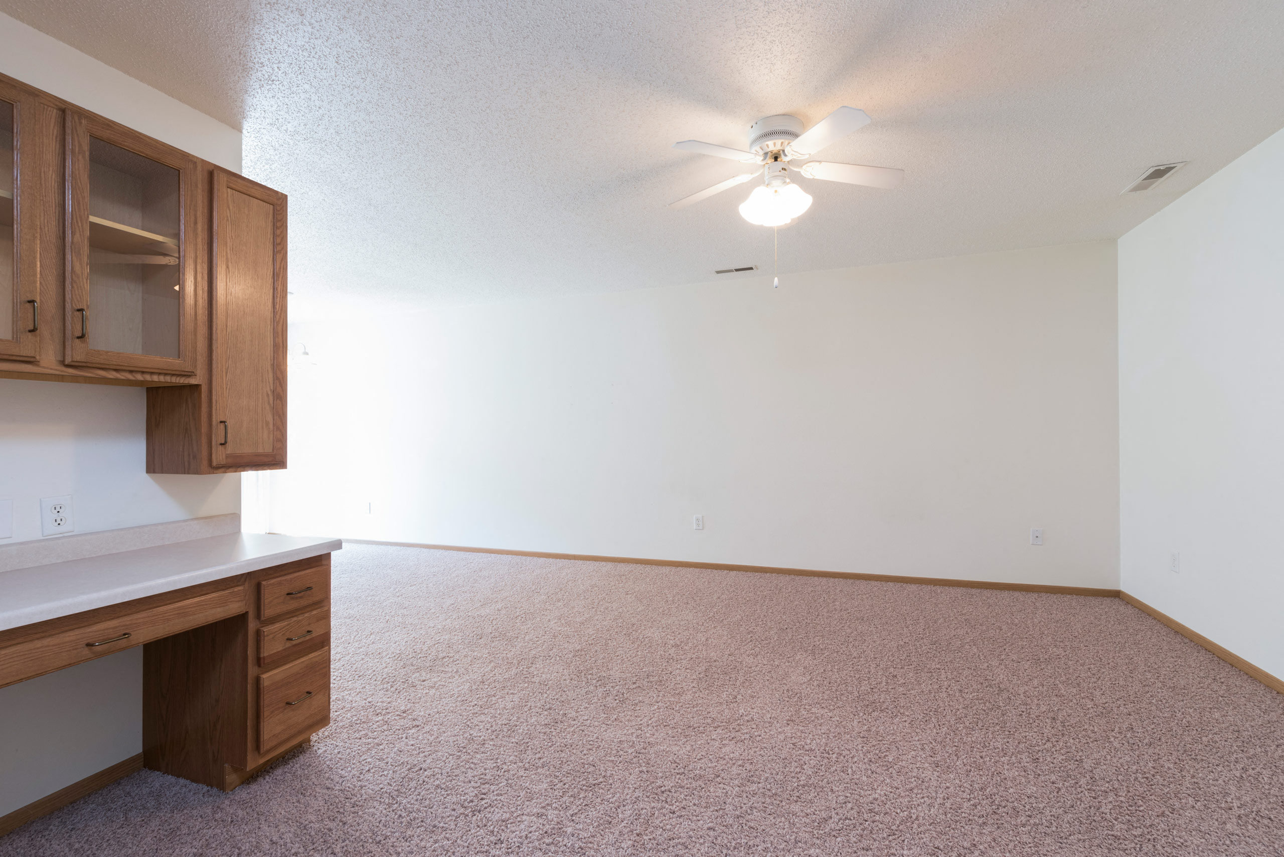 Pebble Creek Townhomes | Living Room