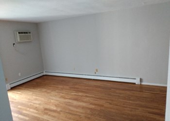 3239 Bishop Street Studio-1 Bed Apartment for Rent - Photo Gallery 3