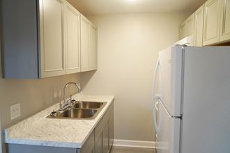 3245 Bishop Street 1 Bed Apartment for Rent