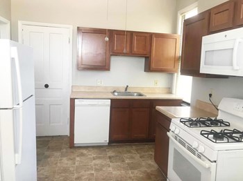 3241 Jefferson Avenue 2 Beds Apartment for Rent - Photo Gallery 2