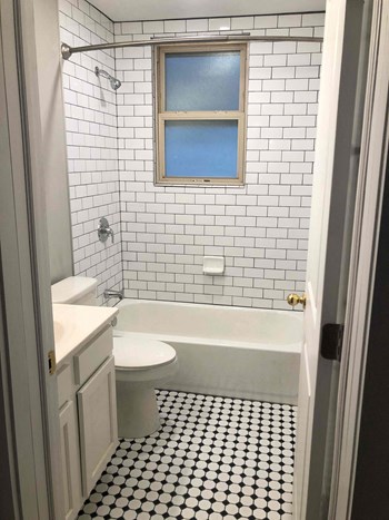 404-420 Ludlow Avenue Studio-2 Beds Apartment for Rent - Photo Gallery 3