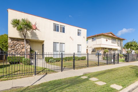 Multiple Bedroom Apartments in Inglewood